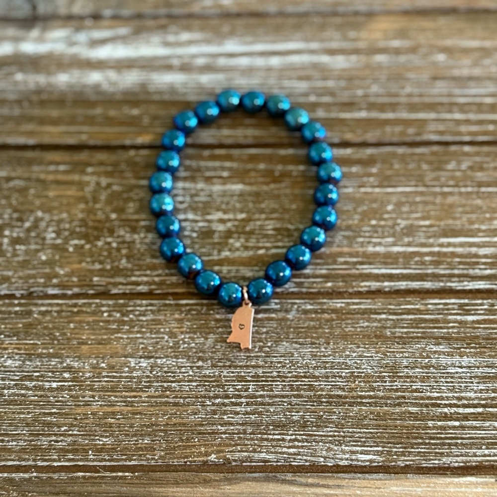 Blue Beaded Bracelet with Mississippi Charm